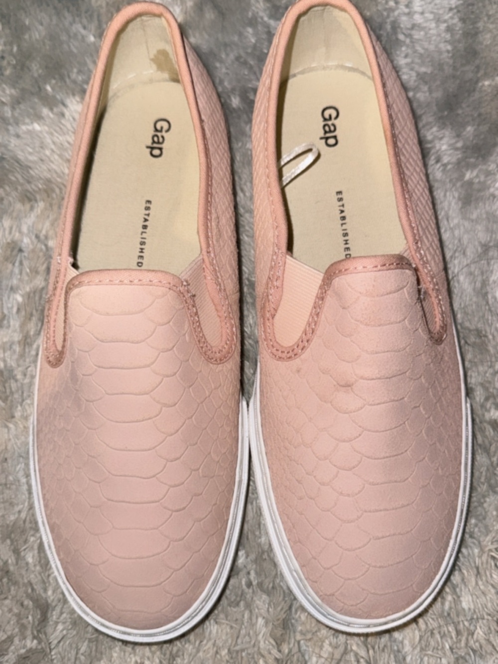 GAP Pink Slip-On Flats with Textured Scale Pattern